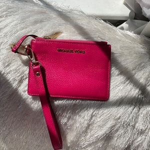 Michael kors hot pink wristlet
